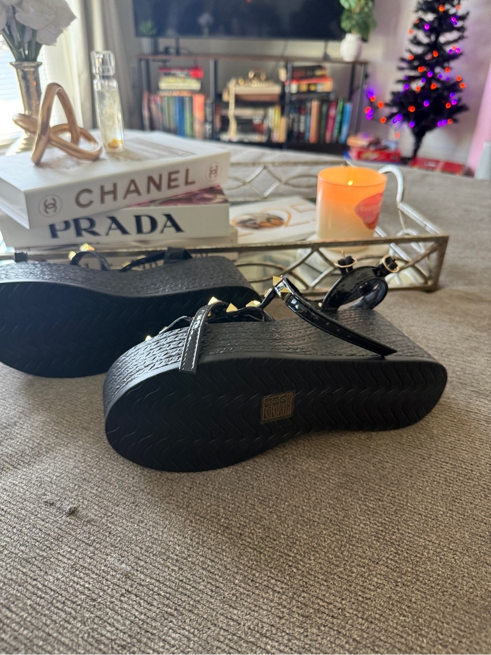 Black Studded Platform Sandals - Unbranded - Picture 3 of 3